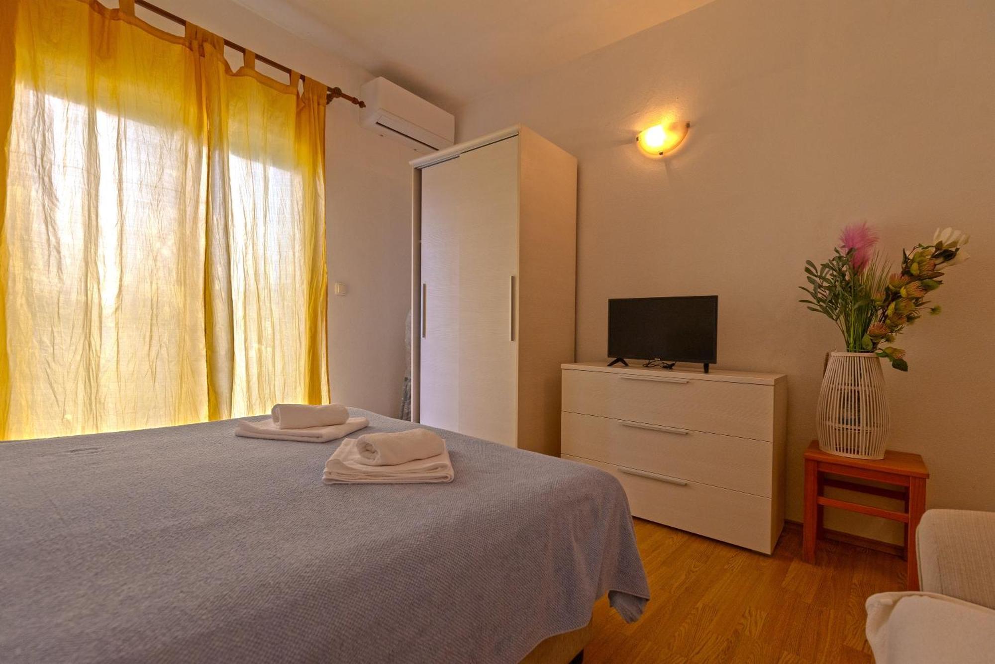 Apartments By The Sea Zuronja, Peljesac - 10137 Brijesta Pokoj fotografie