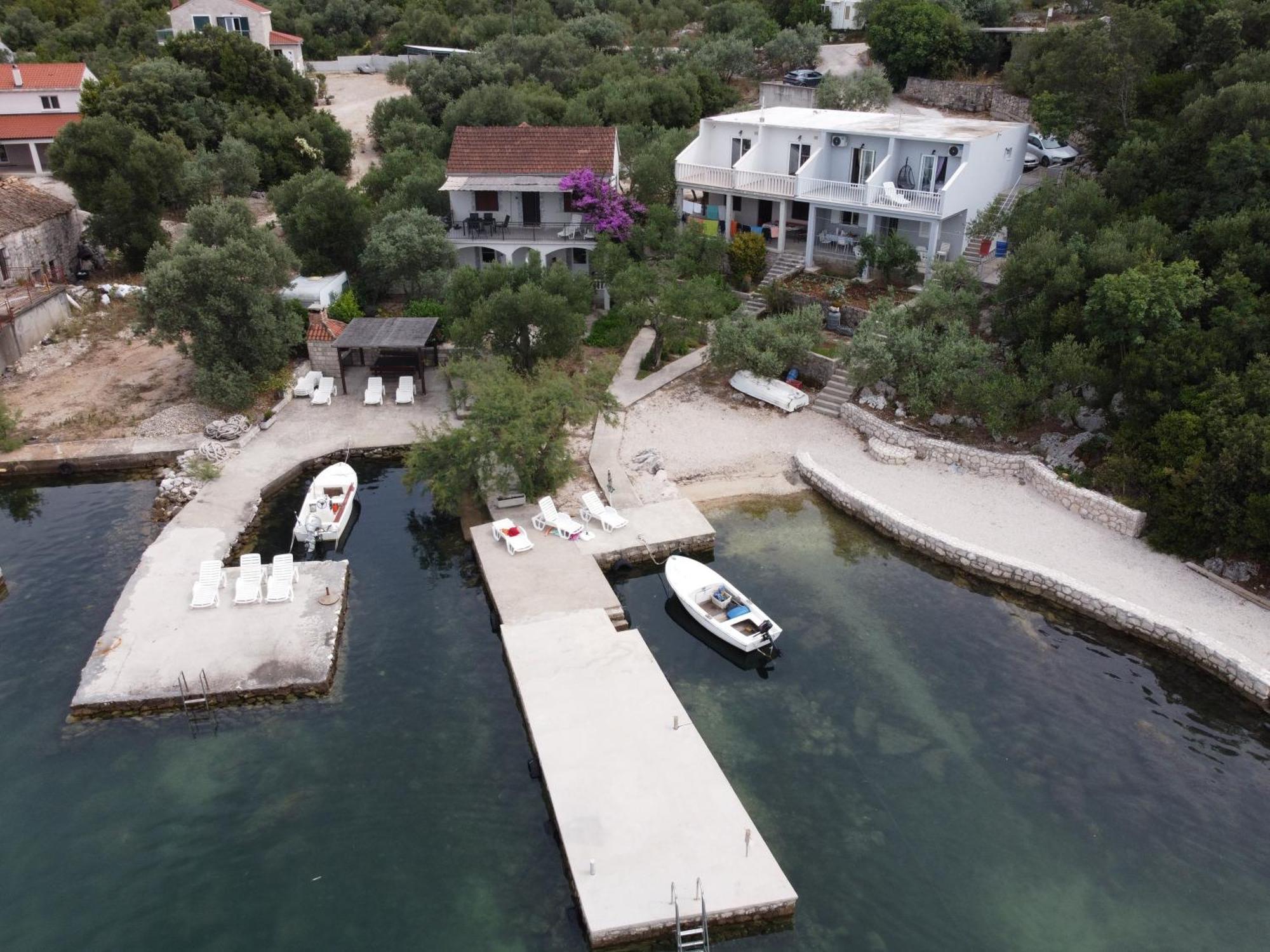 Apartments By The Sea Zuronja, Peljesac - 10137 Brijesta Exteriér fotografie